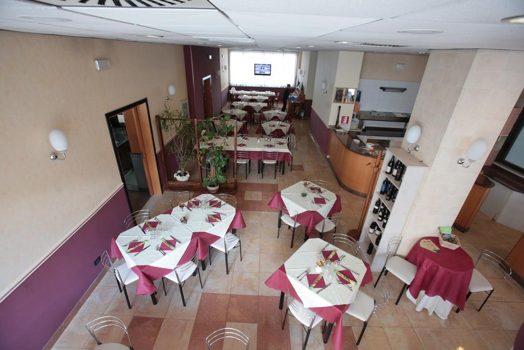 Hotel Kroma Ragusa Kültér fotó
