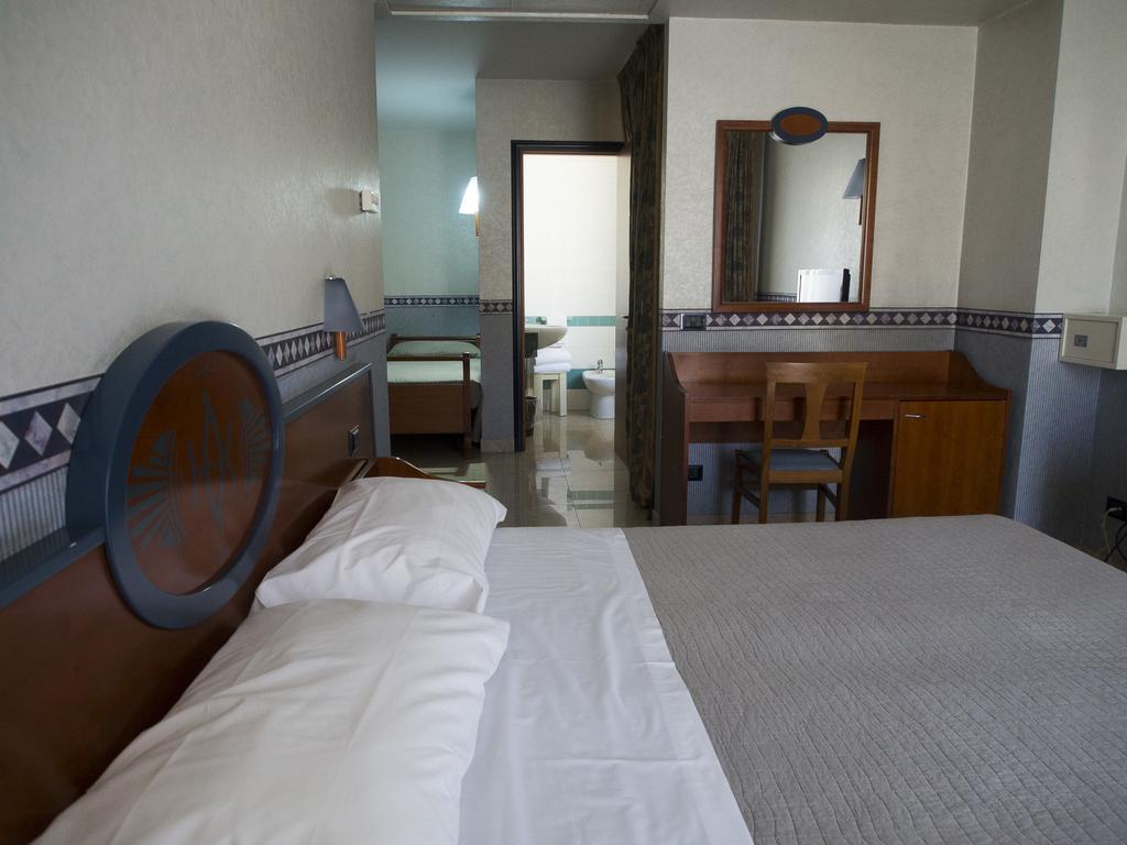 Hotel Kroma Ragusa Kültér fotó
