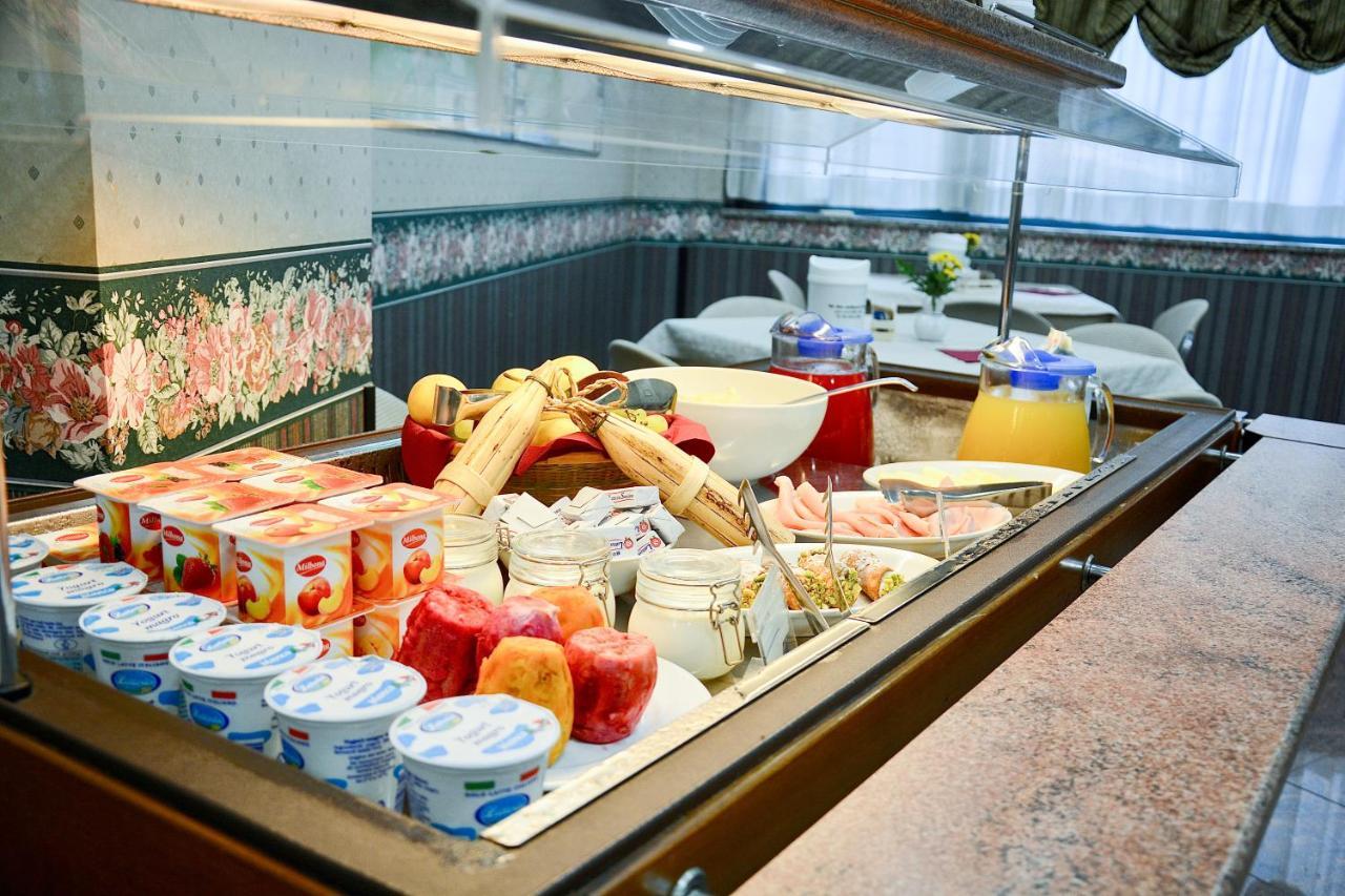 Hotel Kroma Ragusa Kültér fotó
