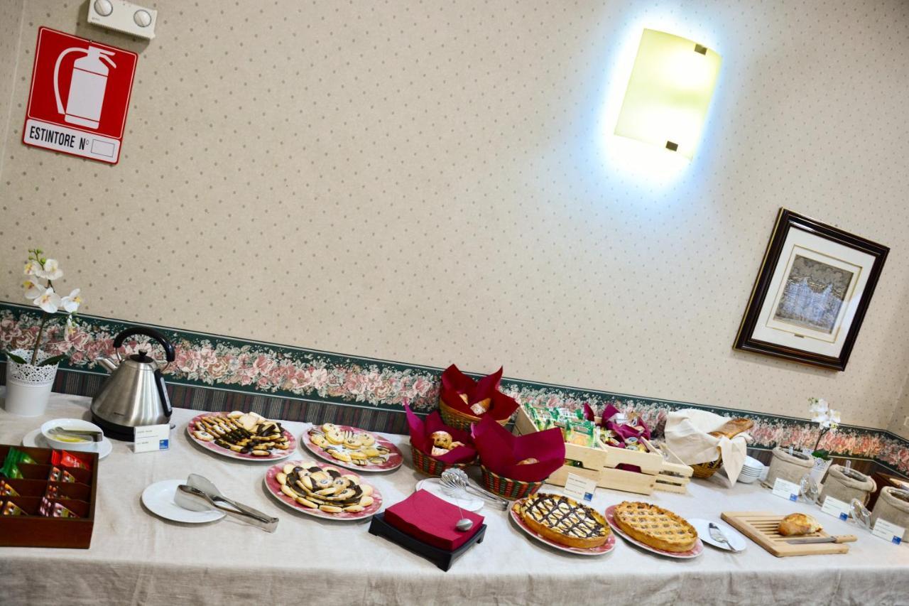 Hotel Kroma Ragusa Kültér fotó